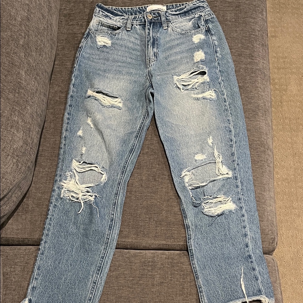 Vervet mid rise straight leg distressed denim size 26
